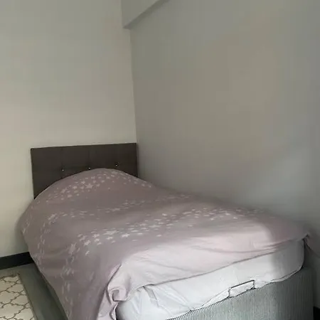 Apartment Best Location New Decorated *
